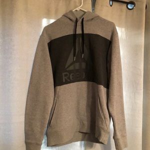 Men’s Reebok Gray Hoodie with pockets